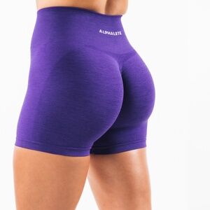 Alphalete Amplify Short 4.5" - Electric Purple